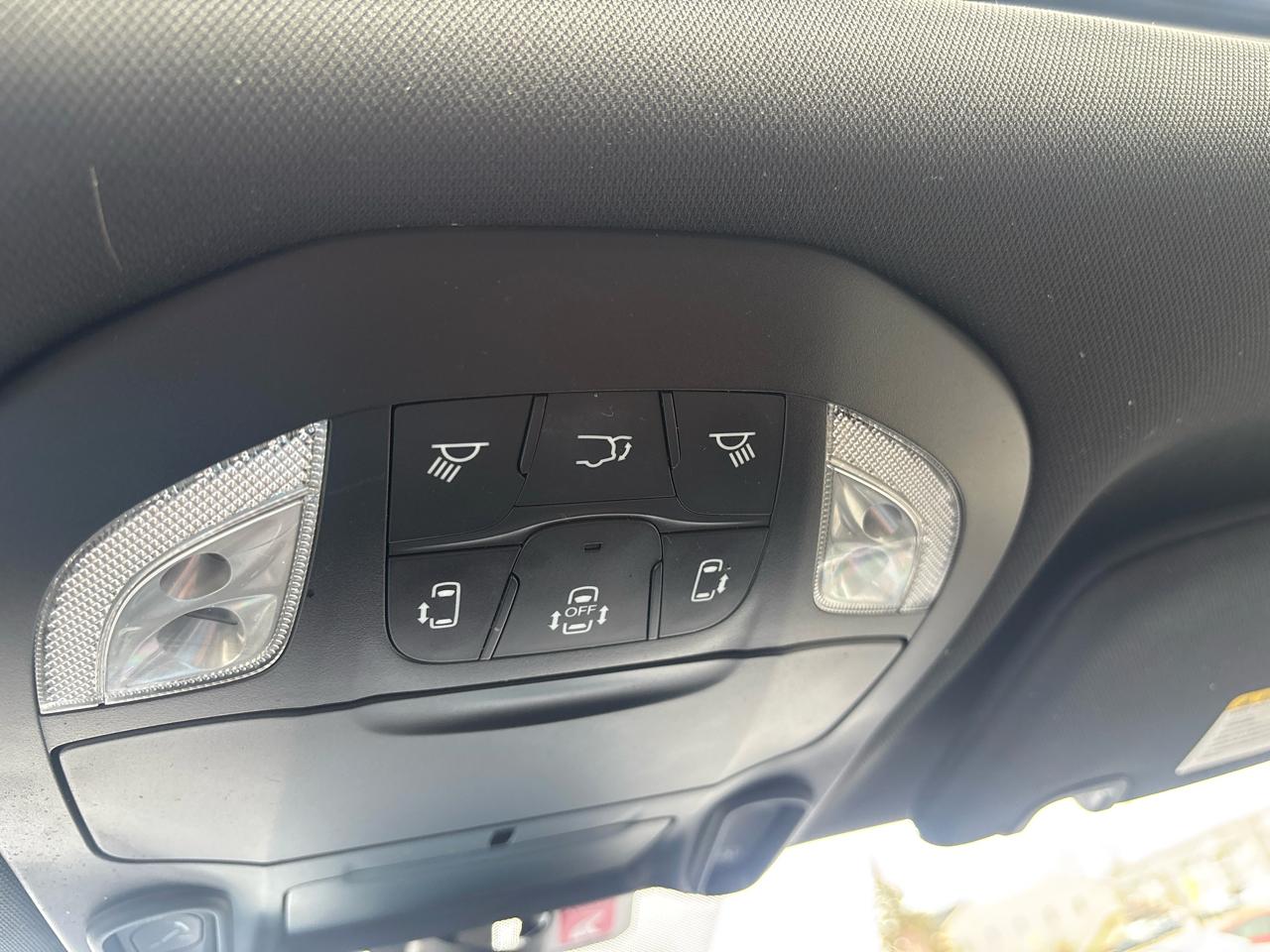 Chrysler Pacifica Limited FWD 2018