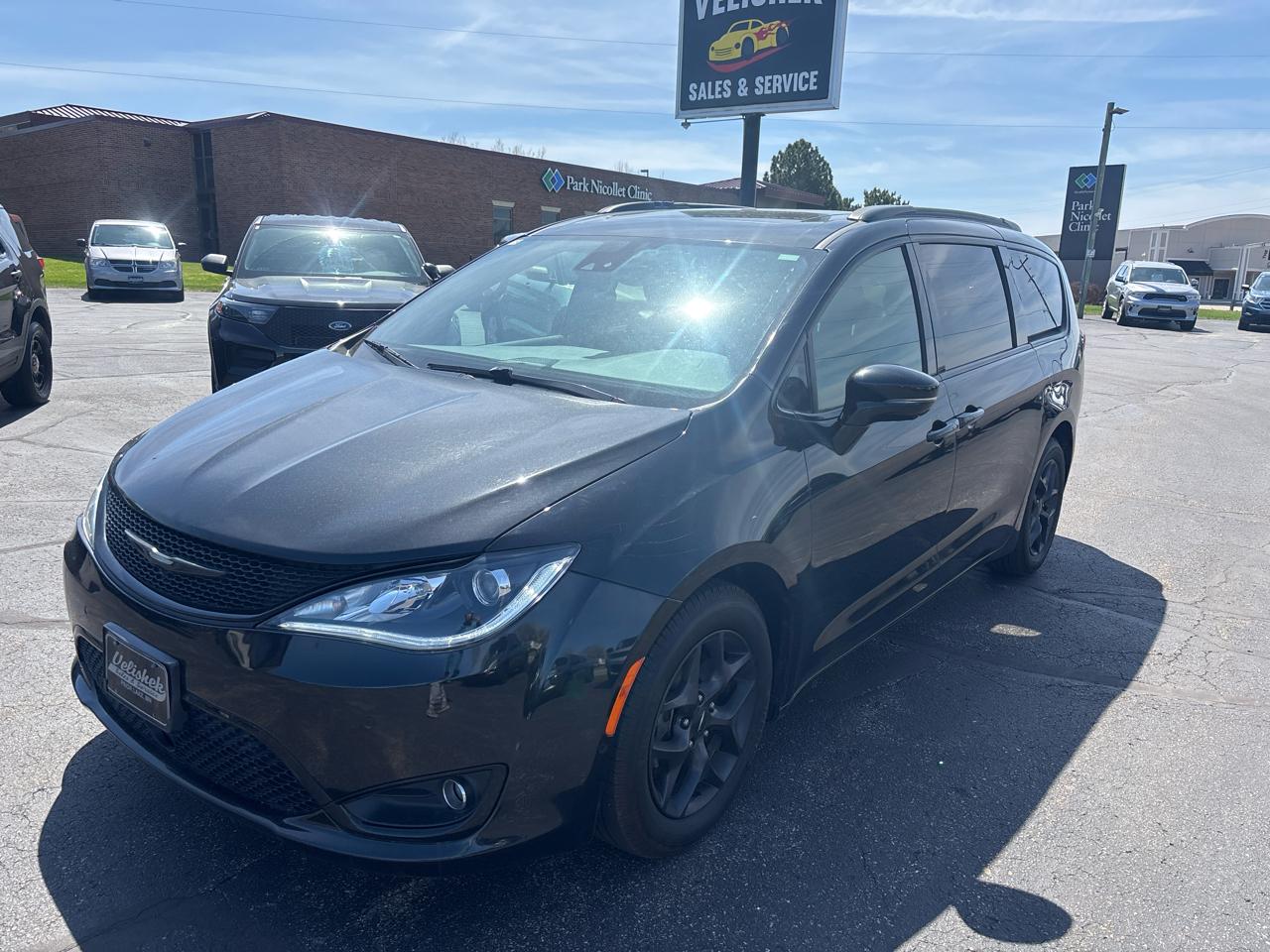 Chrysler Pacifica  2018