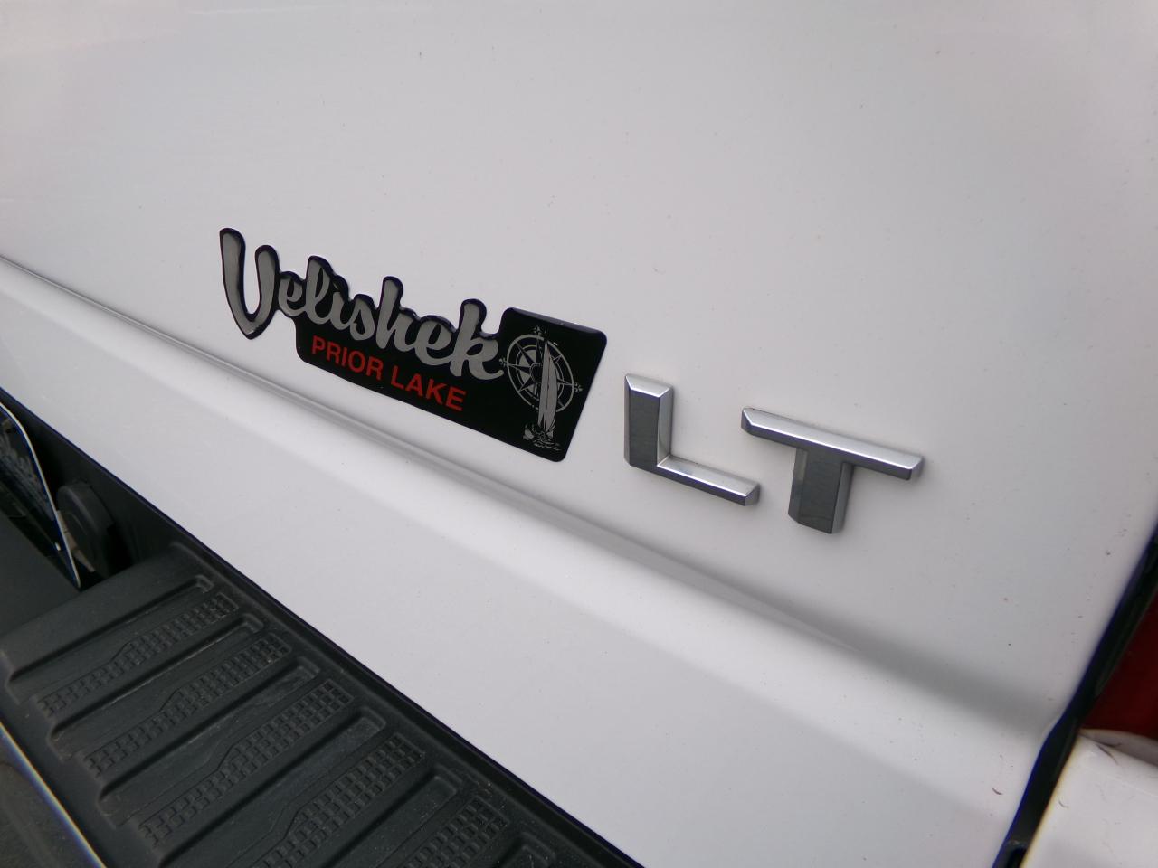 Chevrolet Silverado 1500 4WD Crew Cab 157" LT 2023