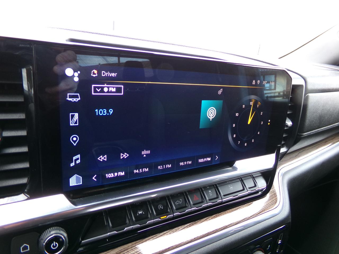 Chevrolet Silverado 1500 4WD Crew Cab 157" LT 2023