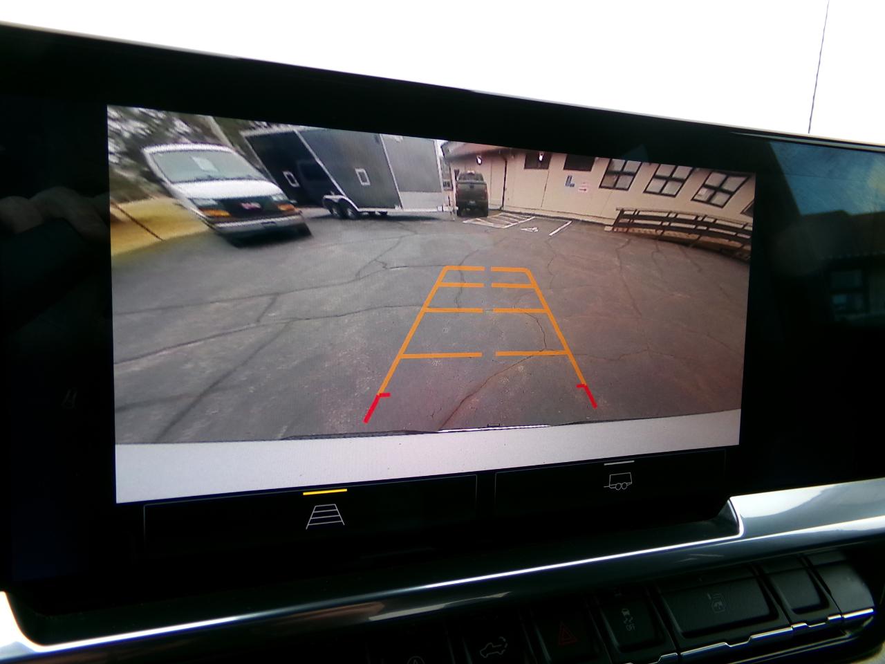 Chevrolet Silverado 1500 4WD Crew Cab 157" LT 2023