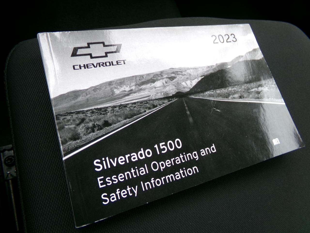 Chevrolet Silverado 1500 4WD Crew Cab 157" LT 2023