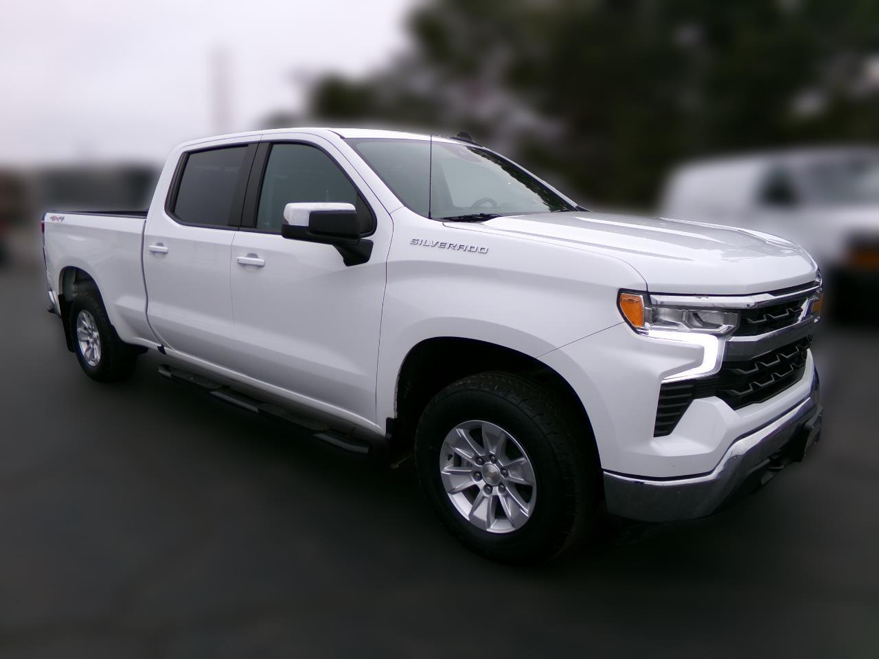 2023 Chevrolet Silverado 1500 4WD Crew Cab 157" LT