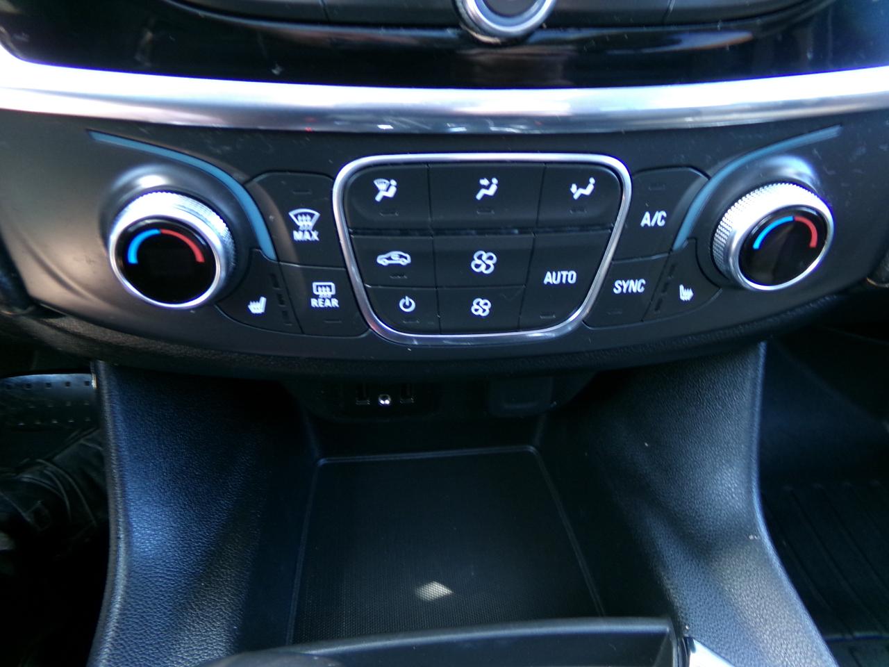 Chevrolet Traverse AWD 4dr RS 2019