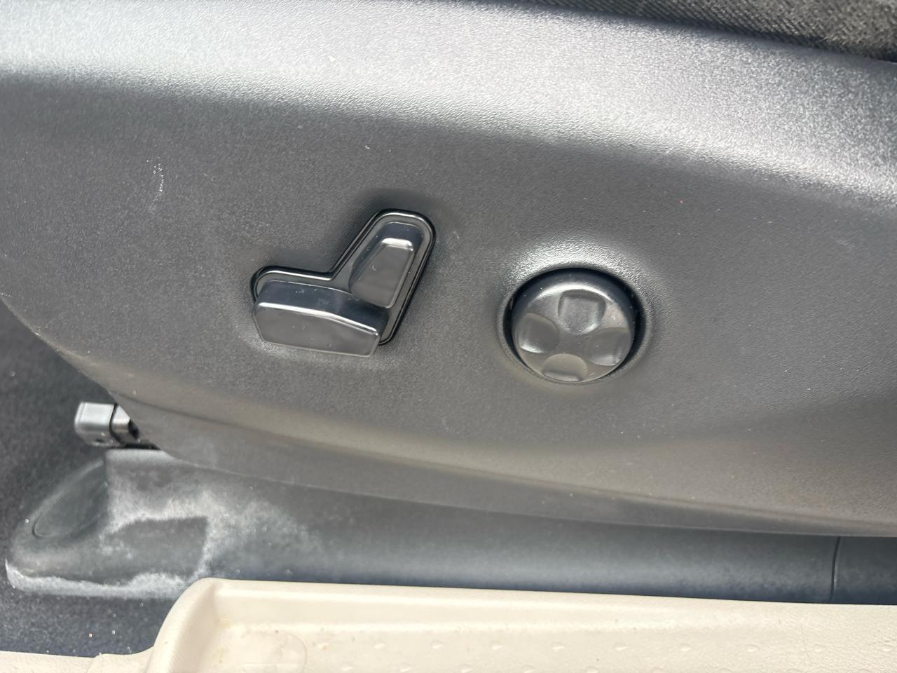 Chrysler Pacifica Touring L FWD 2020