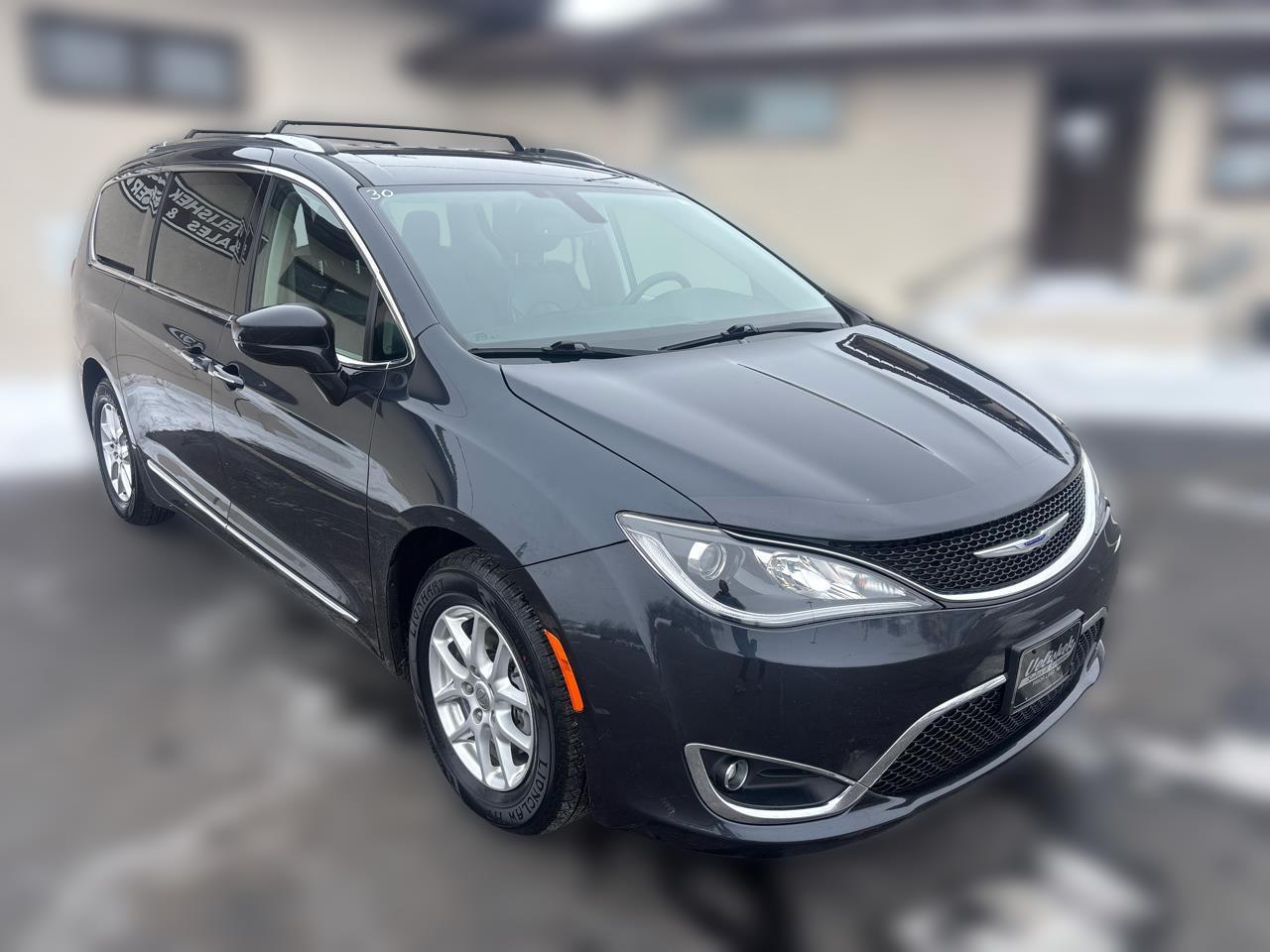 Chrysler Pacifica Touring L FWD 2020