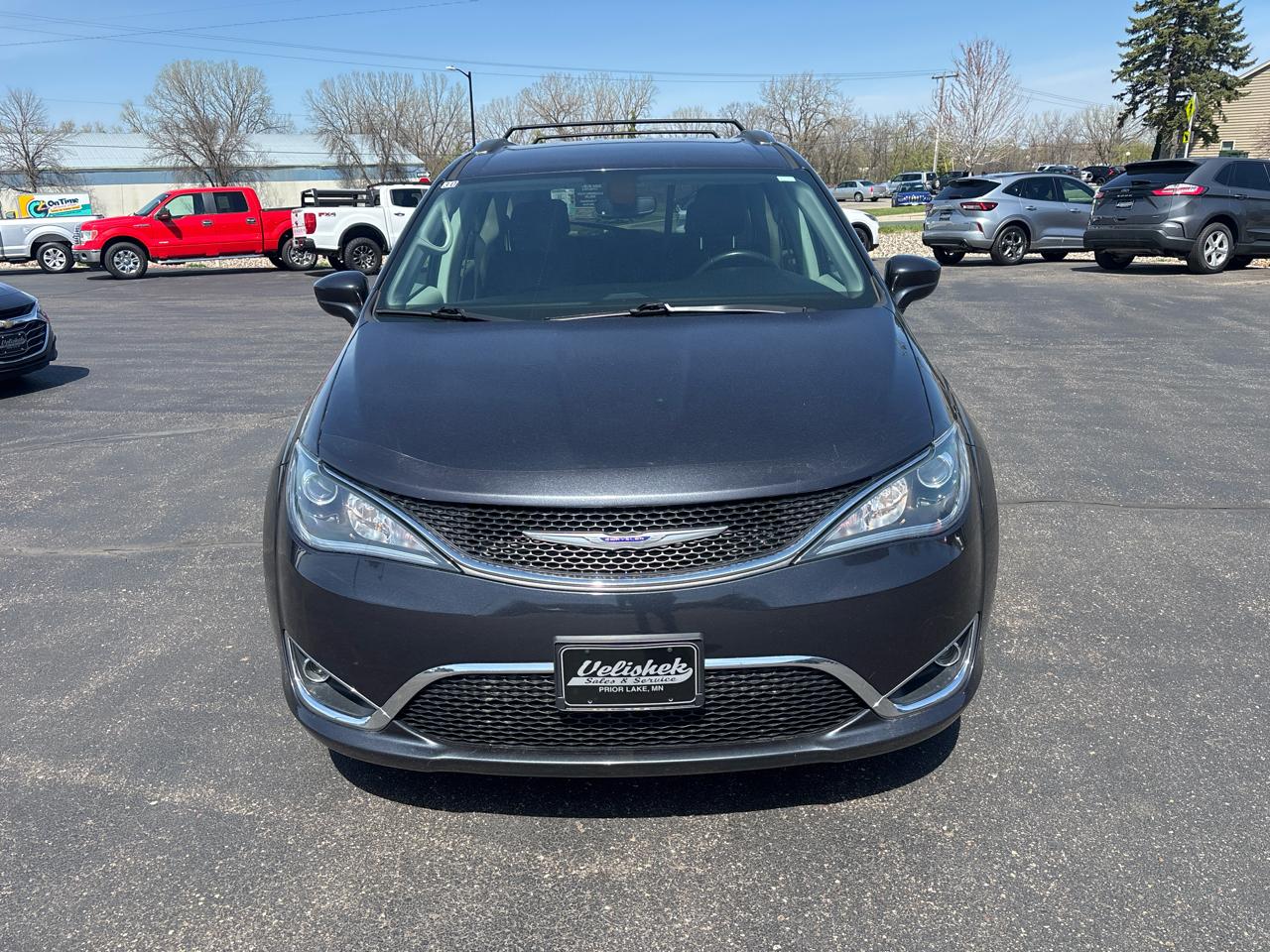 Chrysler Pacifica Touring L FWD 2020