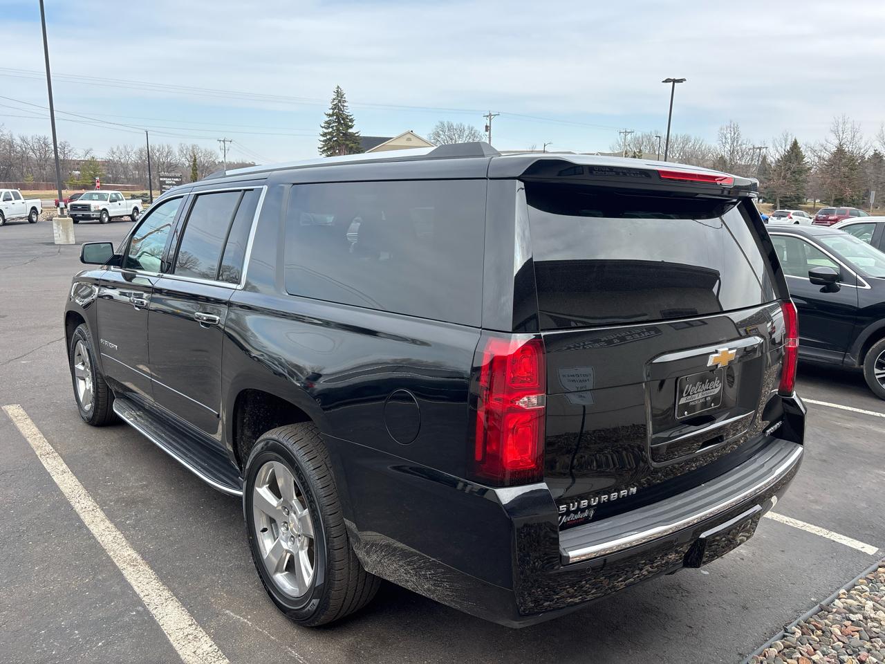 Chevrolet Suburban 4WD 4dr 1500 Premier 2019