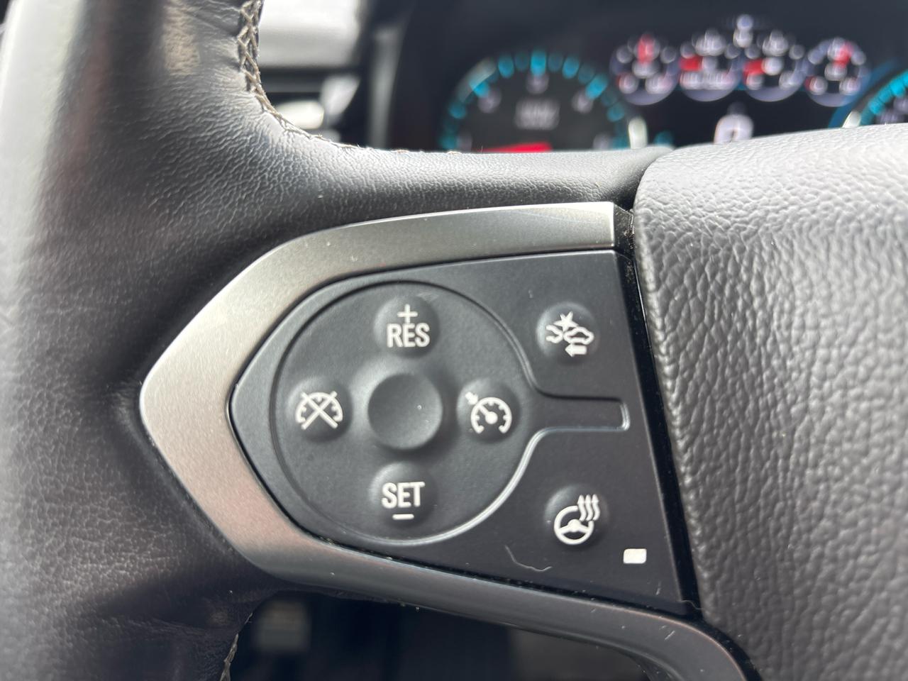 Chevrolet Suburban 4WD 4dr 1500 Premier 2019