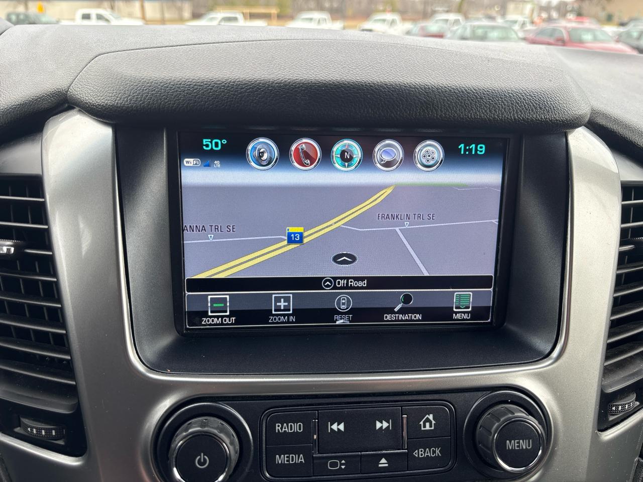 Chevrolet Suburban 4WD 4dr 1500 Premier 2019