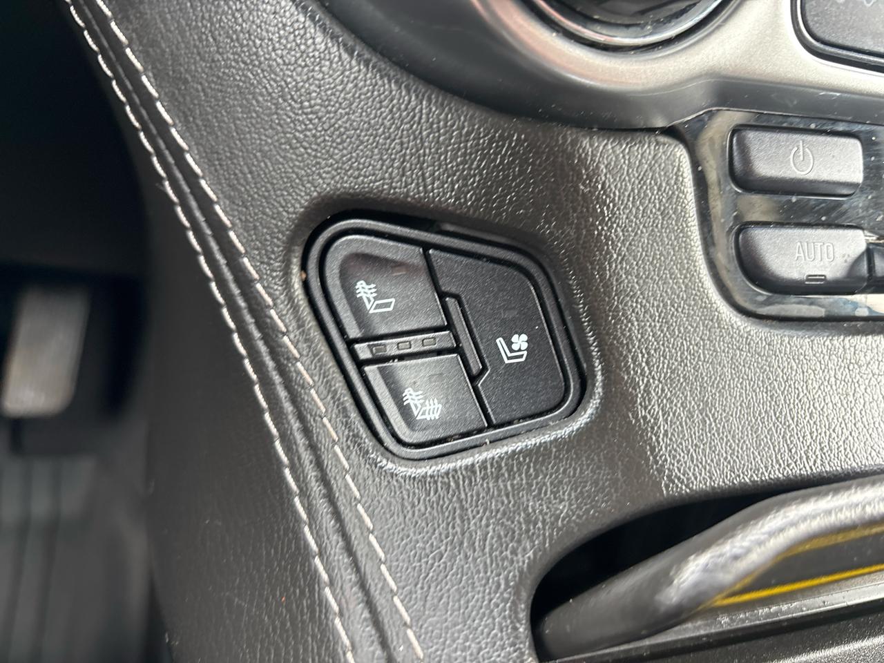 Chevrolet Suburban 4WD 4dr 1500 Premier 2019