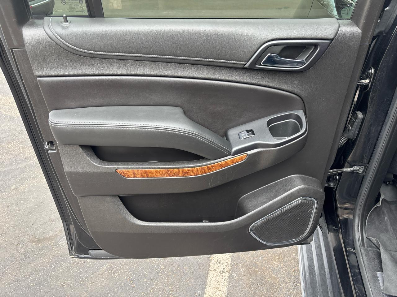 Chevrolet Suburban 4WD 4dr 1500 Premier 2019