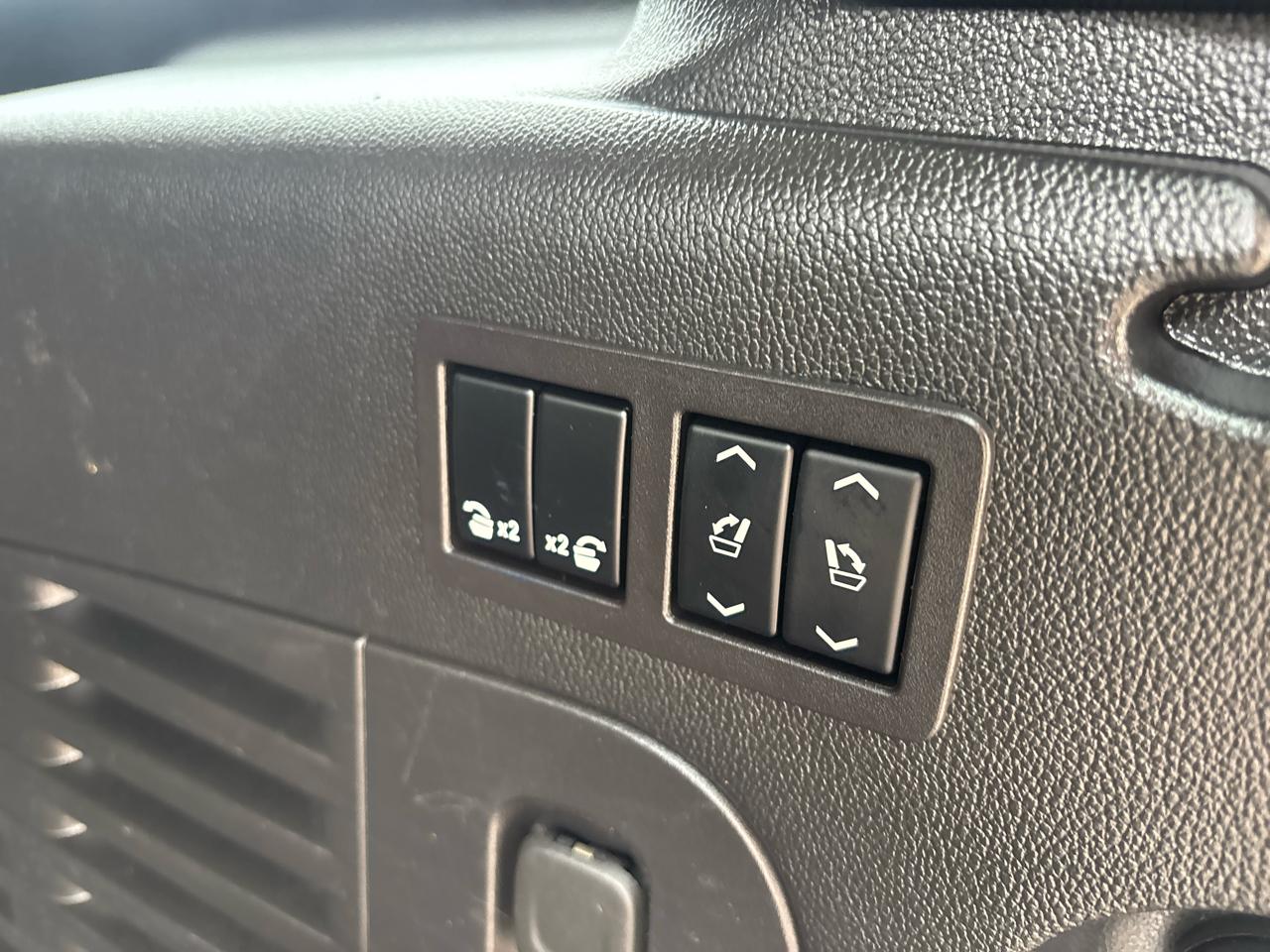 Chevrolet Suburban 4WD 4dr 1500 Premier 2019