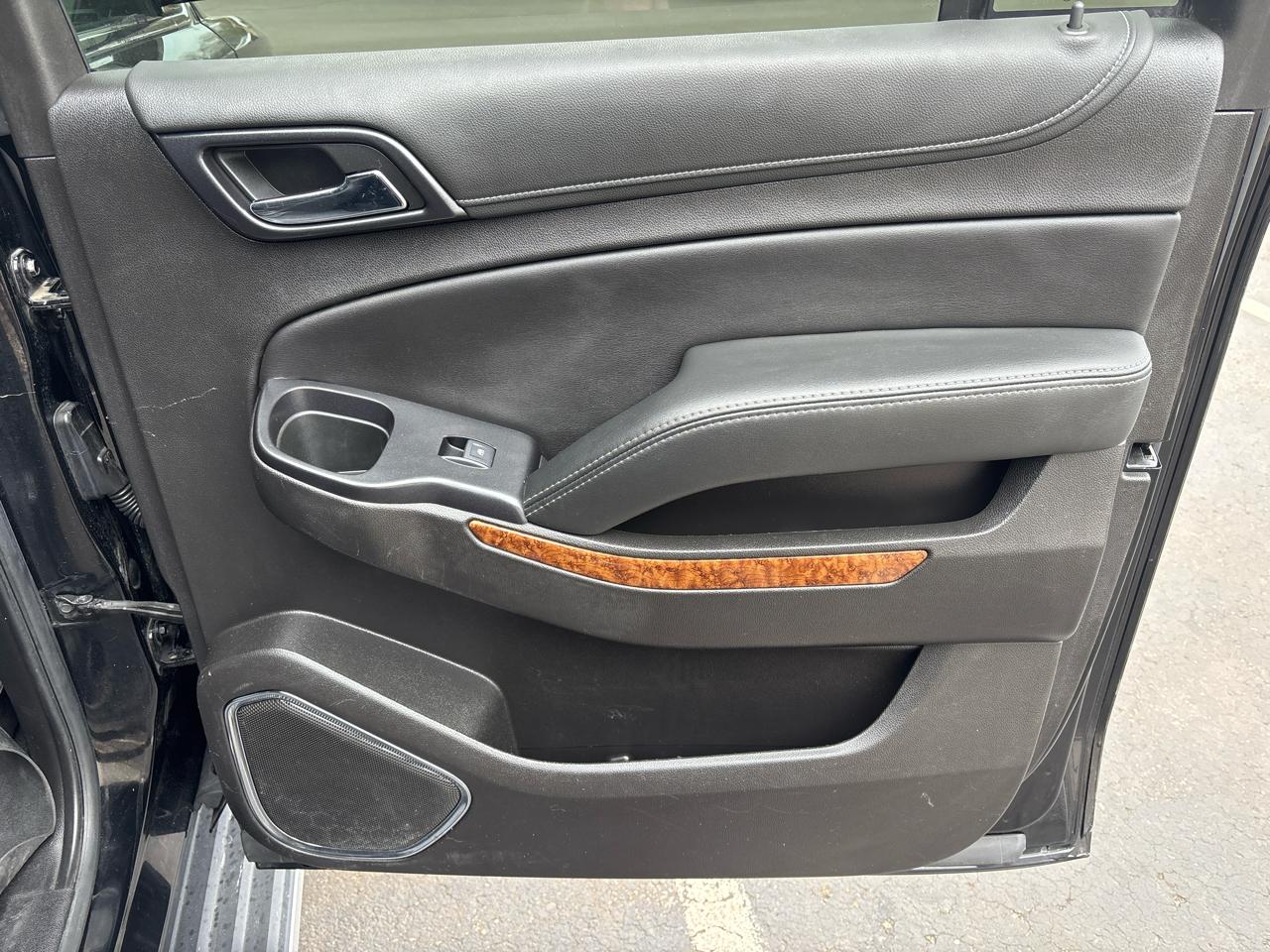 Chevrolet Suburban 4WD 4dr 1500 Premier 2019