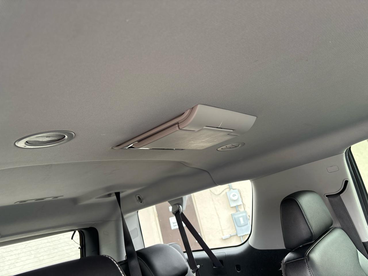 Chevrolet Suburban 4WD 4dr 1500 Premier 2019