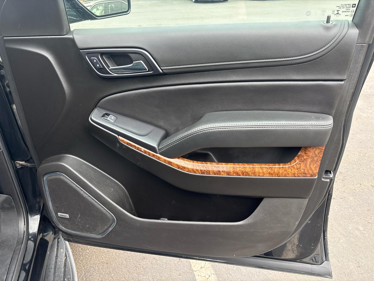 Chevrolet Suburban 4WD 4dr 1500 Premier 2019