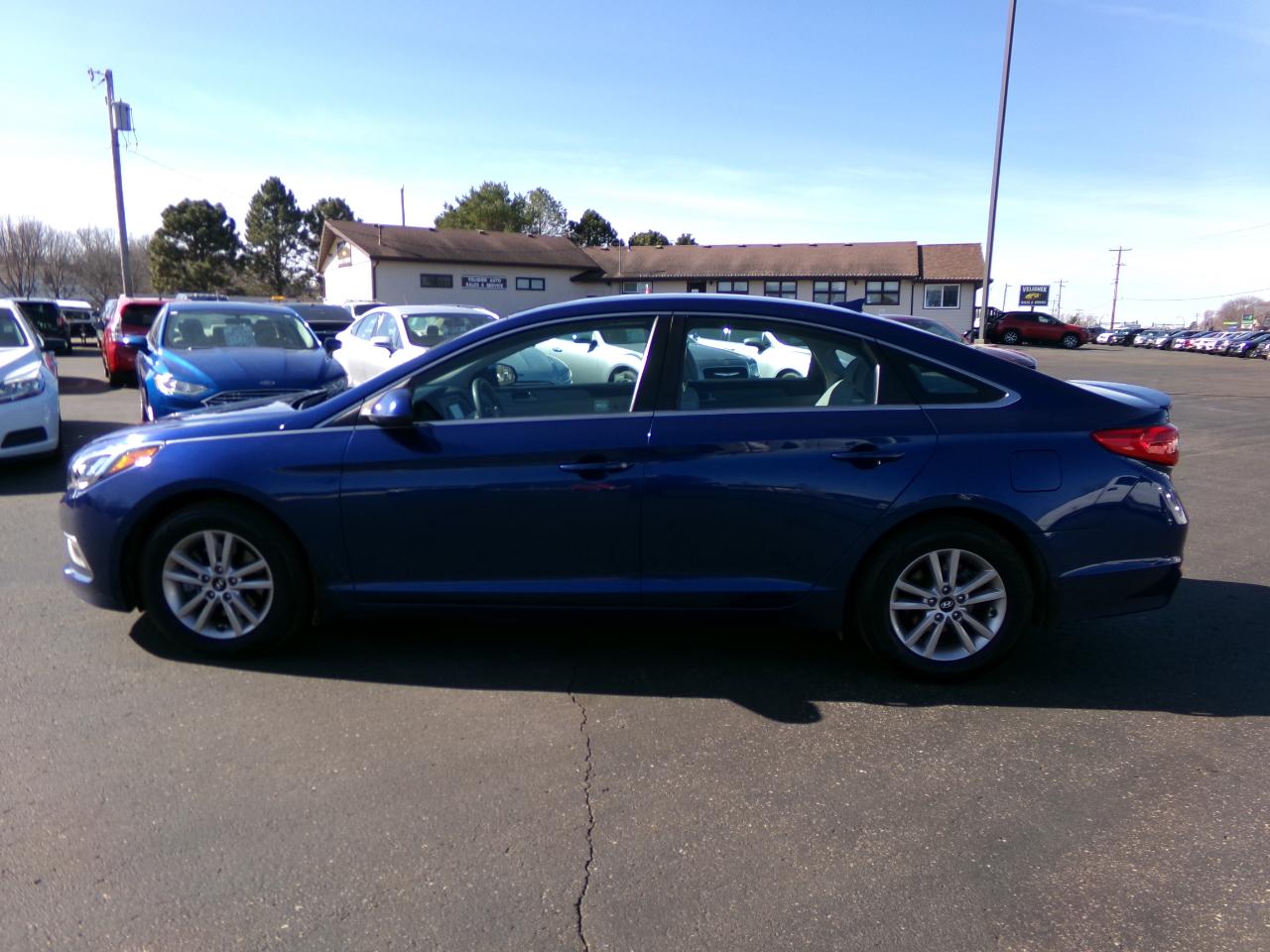 Hyundai Sonata SE 2.4L 2017