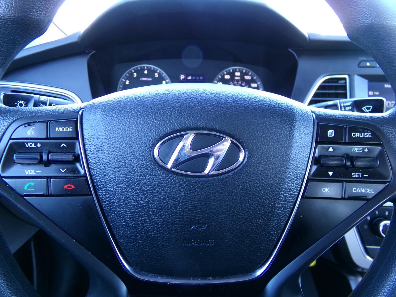 Hyundai Sonata SE 2.4L 2017