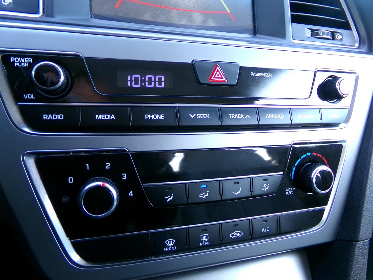 Hyundai Sonata SE 2.4L 2017