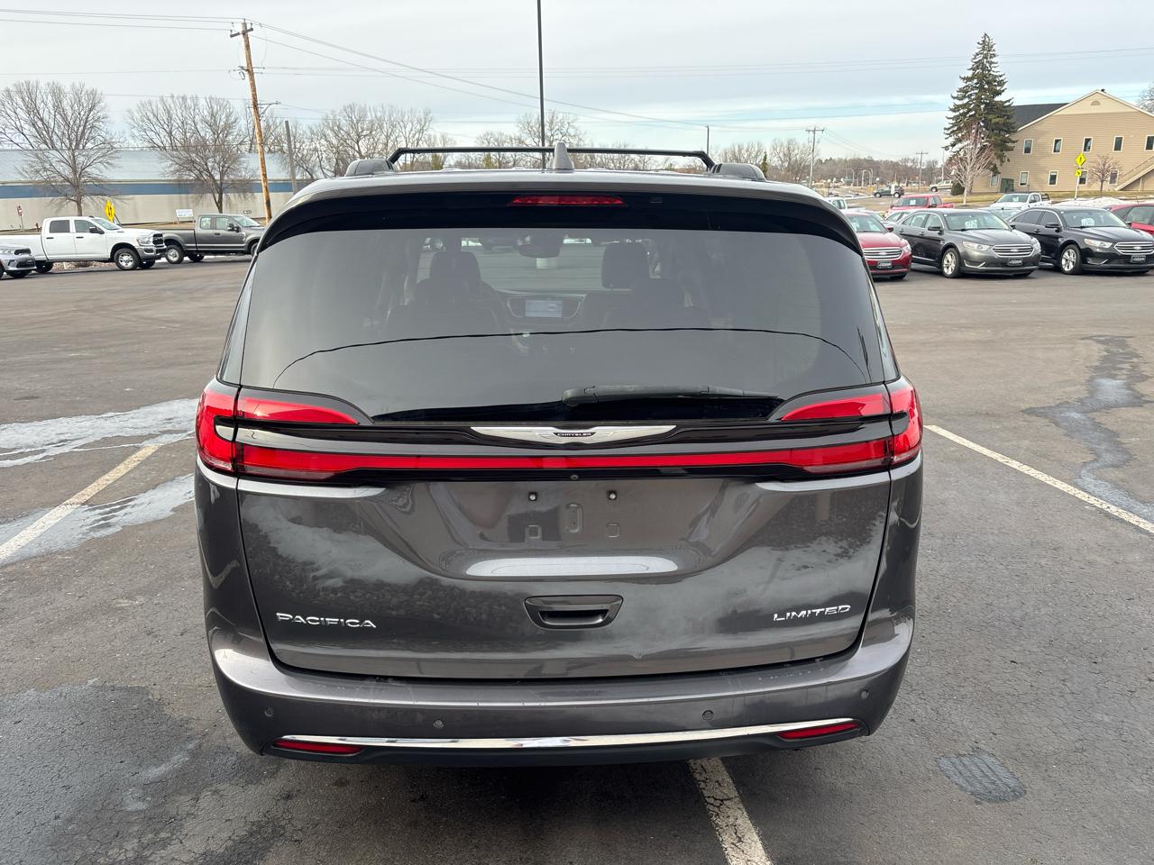 Chrysler Pacifica Limited FWD 2022