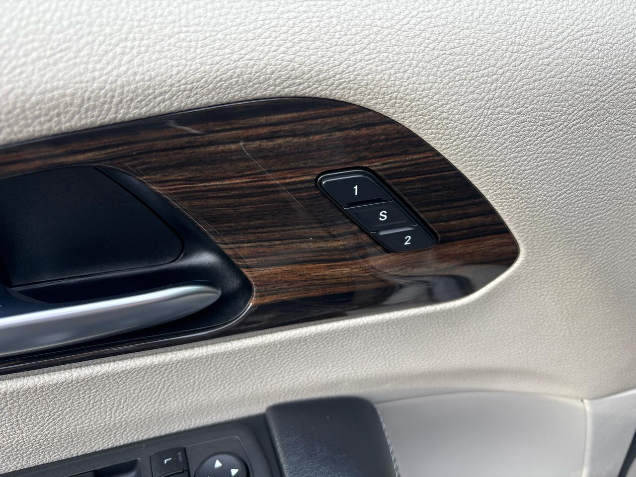 Chrysler Pacifica Limited FWD 2022