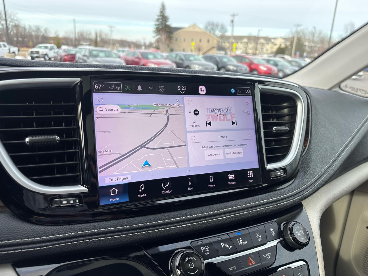 Chrysler Pacifica Limited FWD 2022