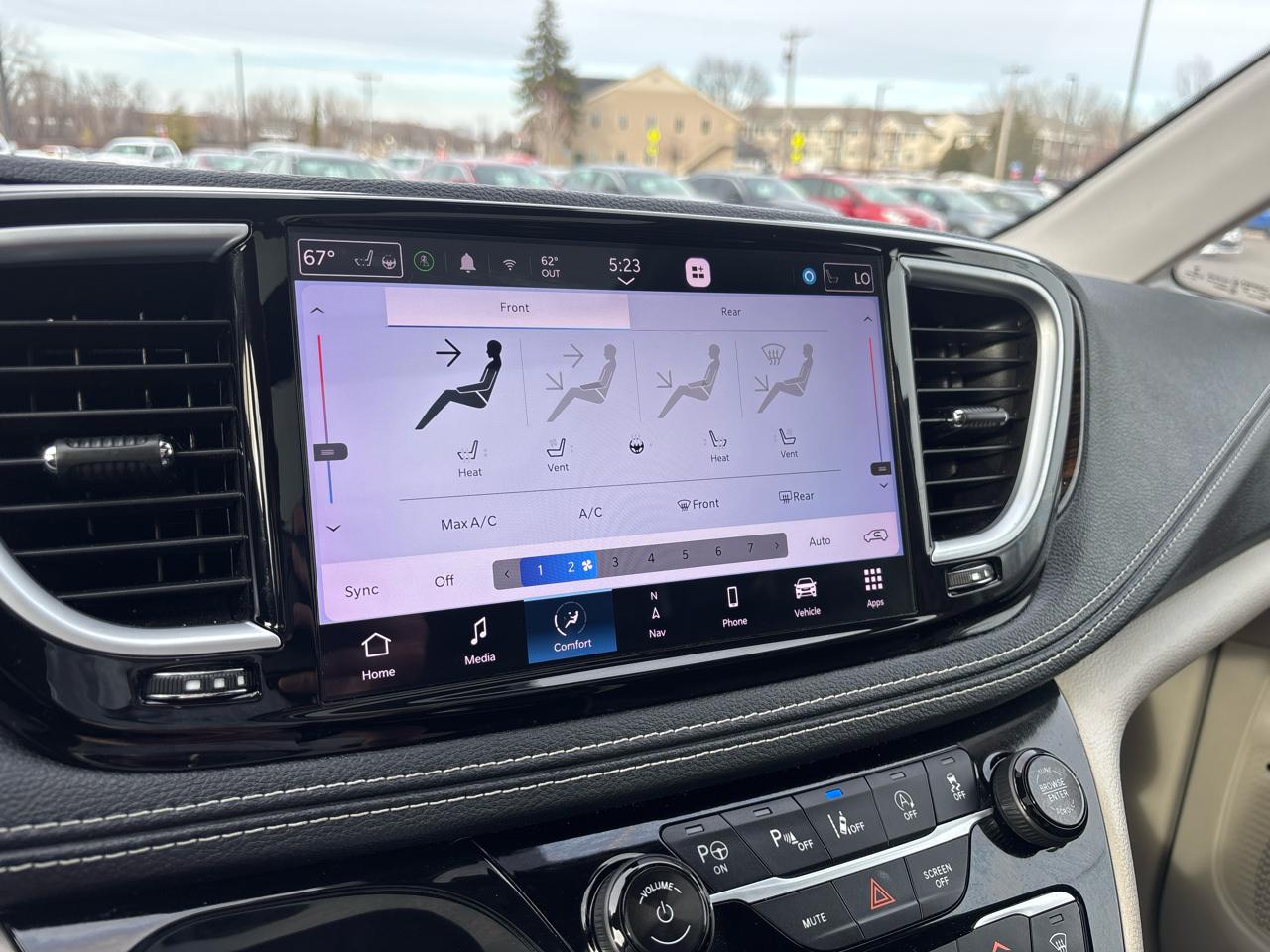 Chrysler Pacifica Limited FWD 2022