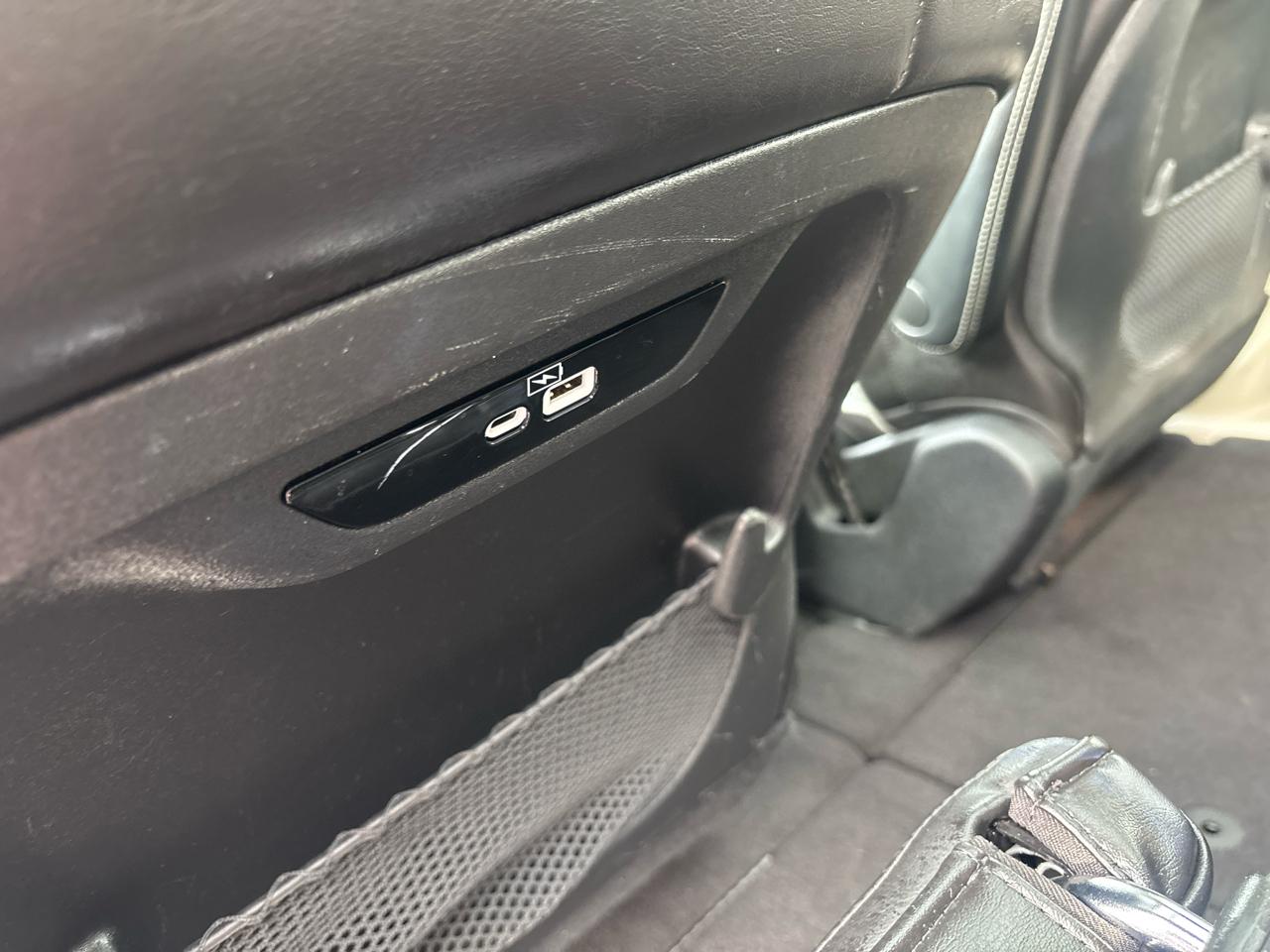 Chrysler Pacifica Limited FWD 2022