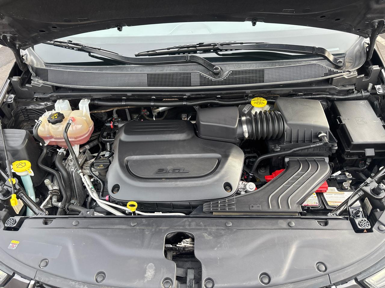 Chrysler Pacifica Limited FWD 2022