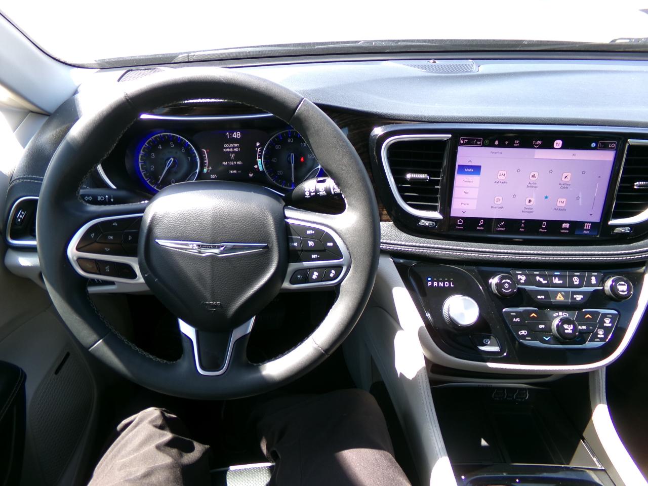 Chrysler Pacifica Limited FWD 2022