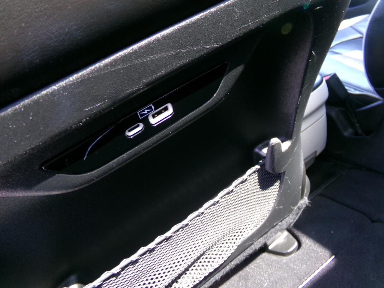 Chrysler Pacifica Limited FWD 2022