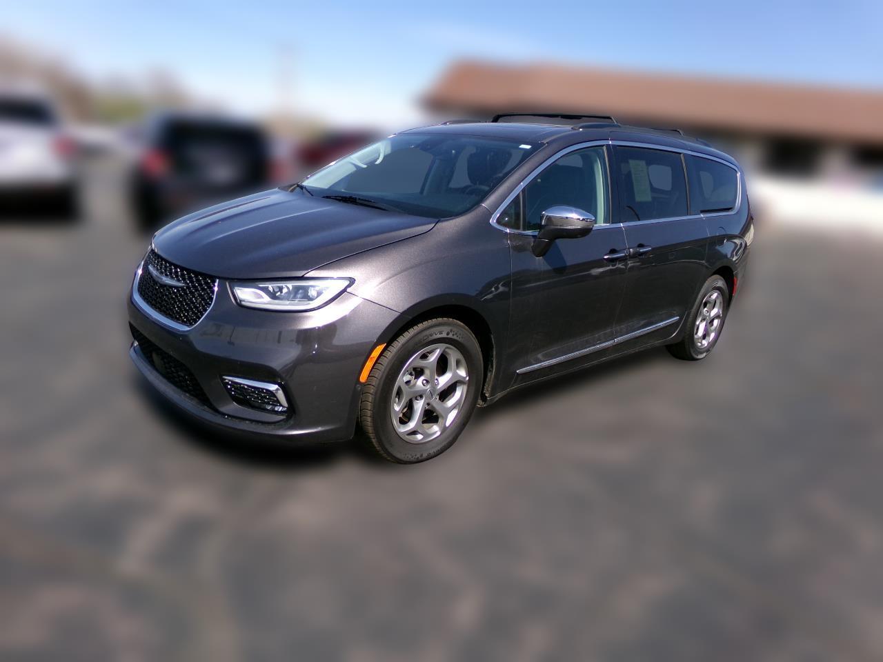 2022 Chrysler Pacifica Limited FWD