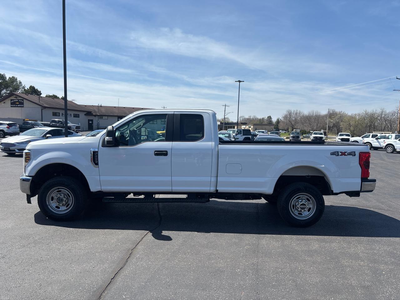Ford F-250 SD XL SuperCab 4WD 2019