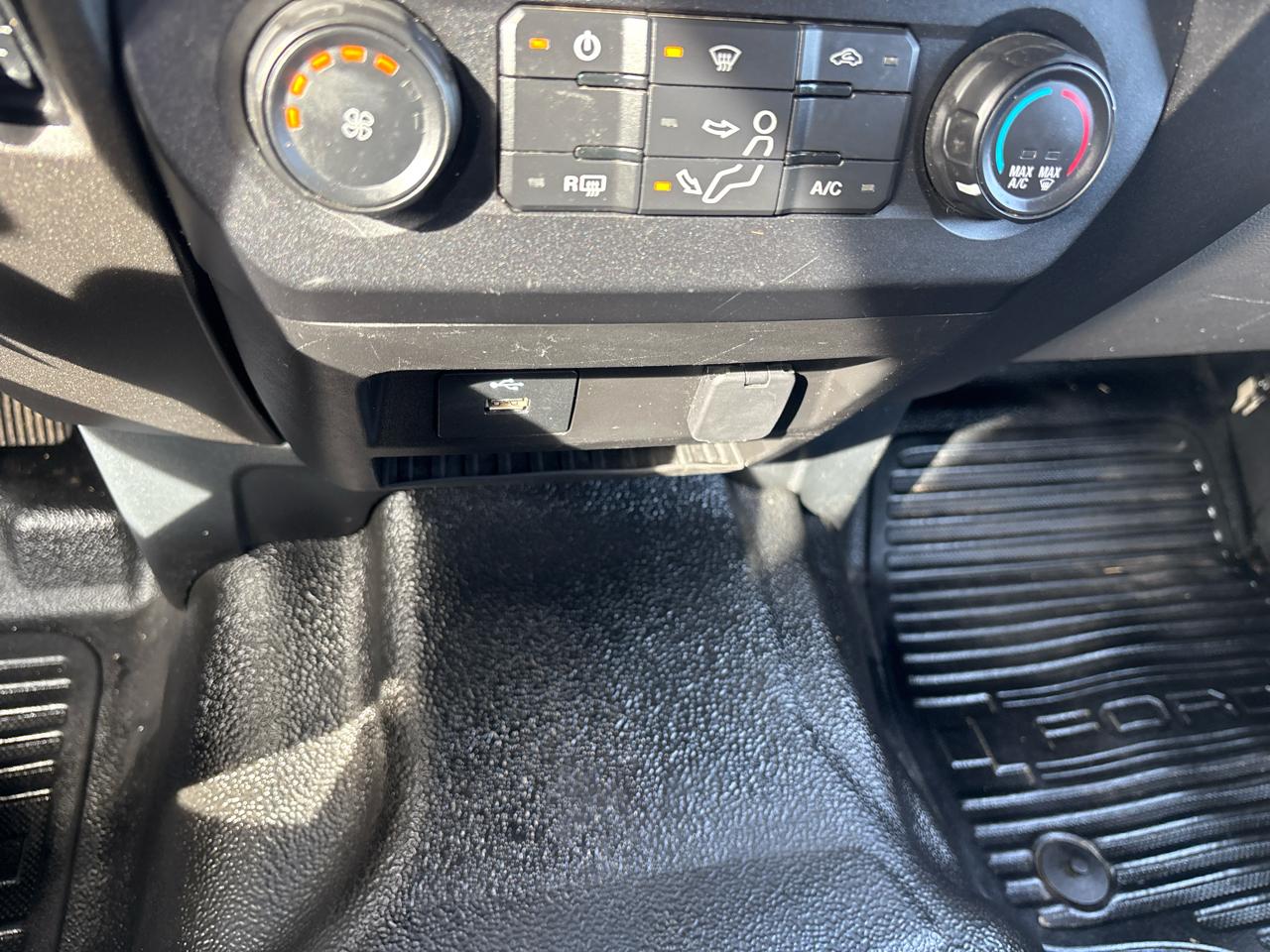 Ford Super Duty F-250 SRW  2022