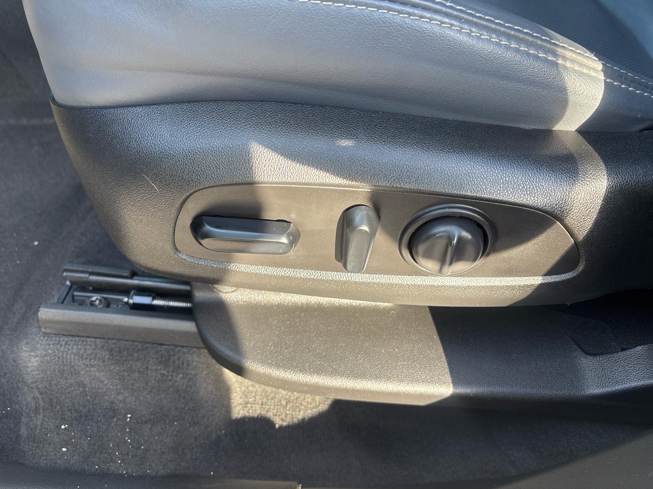 Buick Enclave AWD 4dr Essence 2020