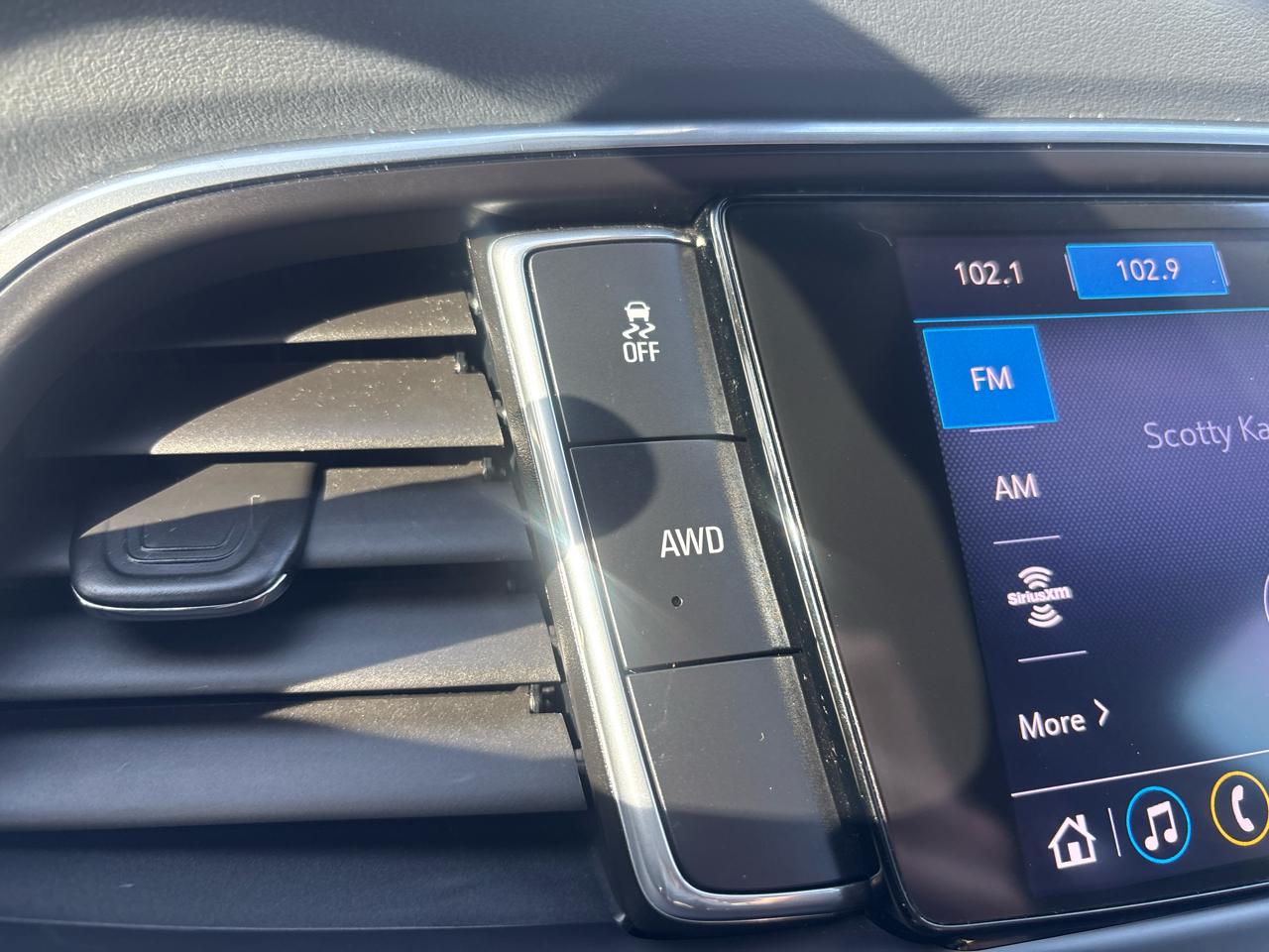 Buick Enclave AWD 4dr Essence 2020