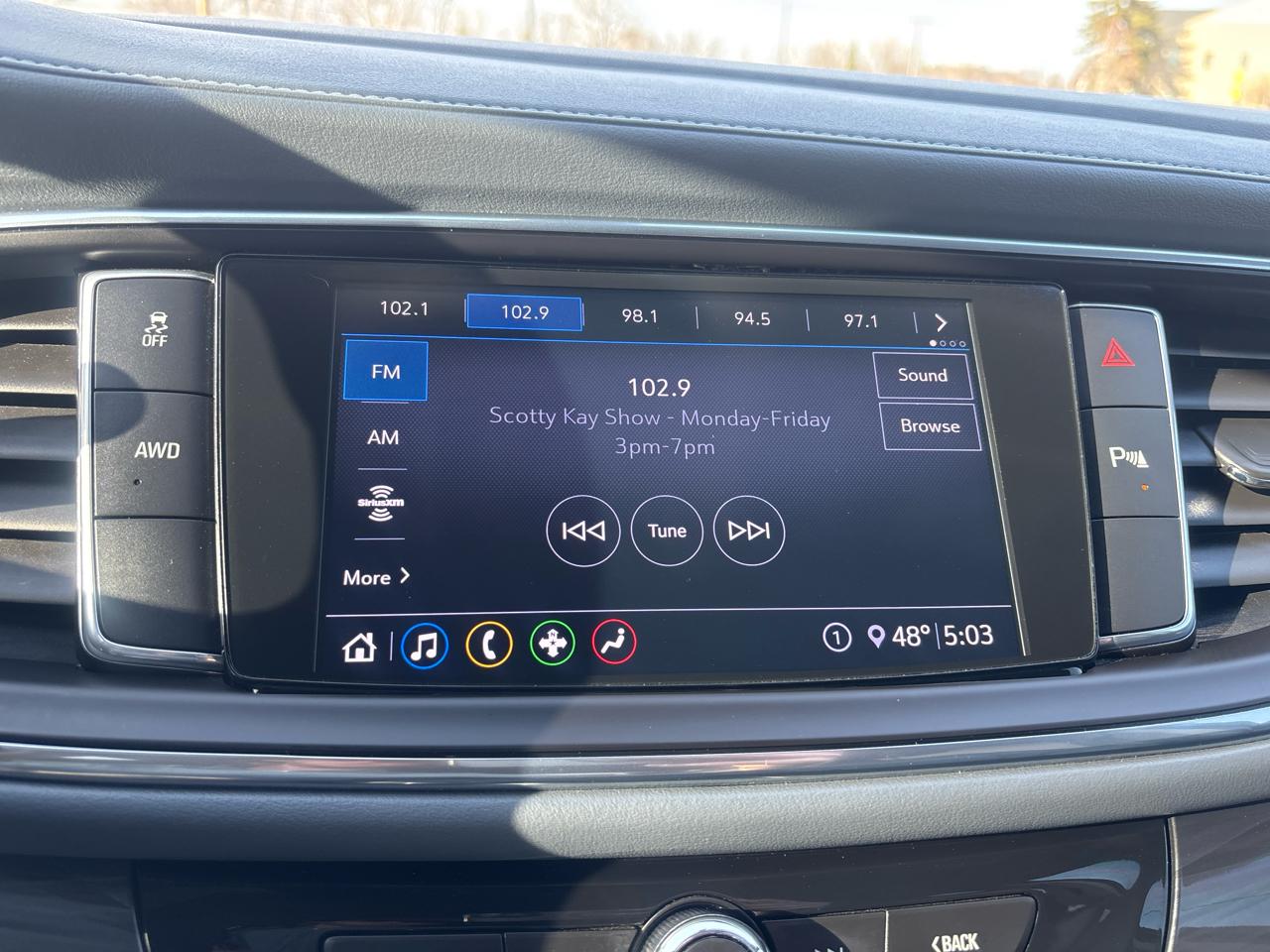 Buick Enclave AWD 4dr Essence 2020