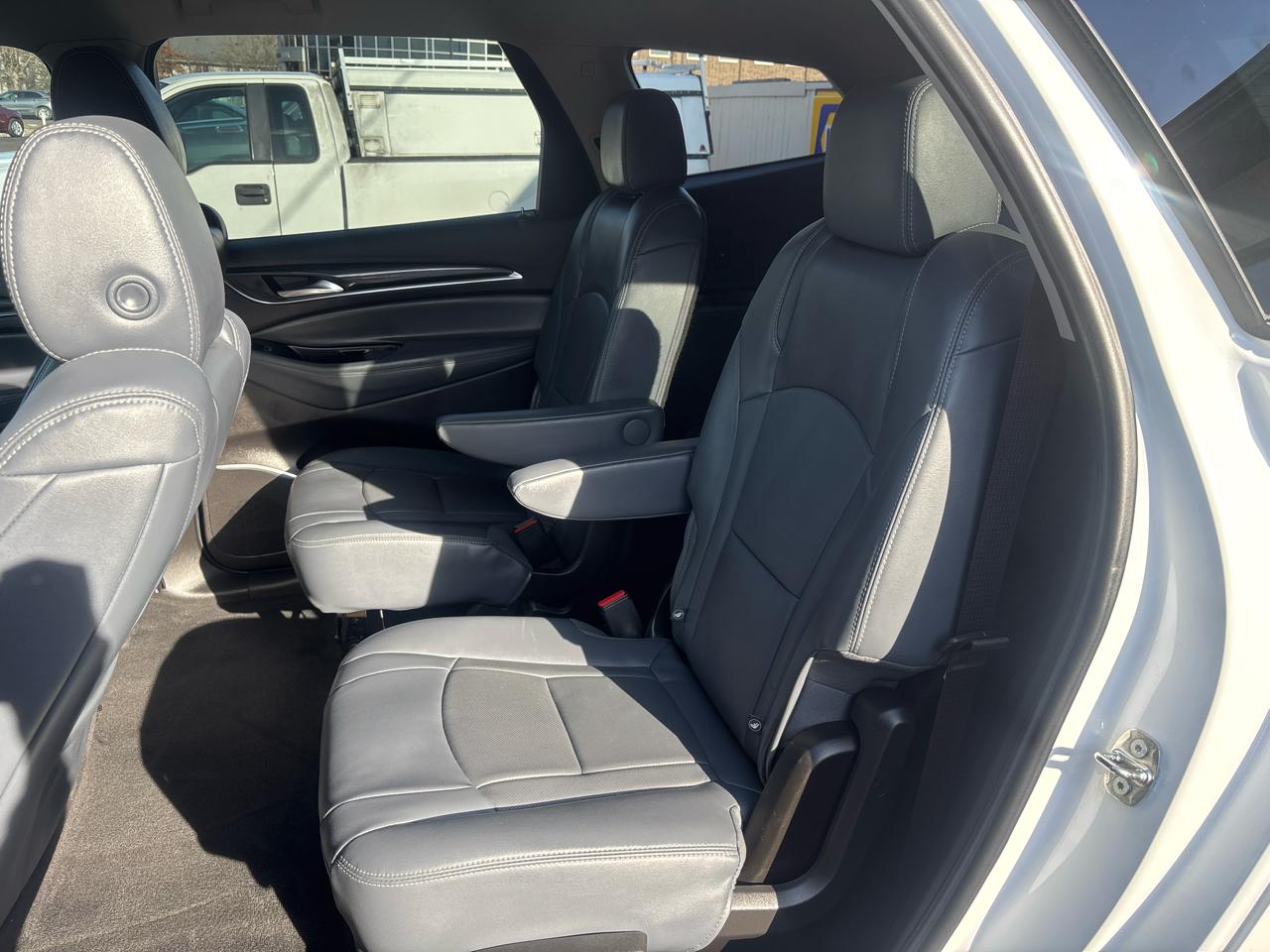 Buick Enclave AWD 4dr Essence 2020