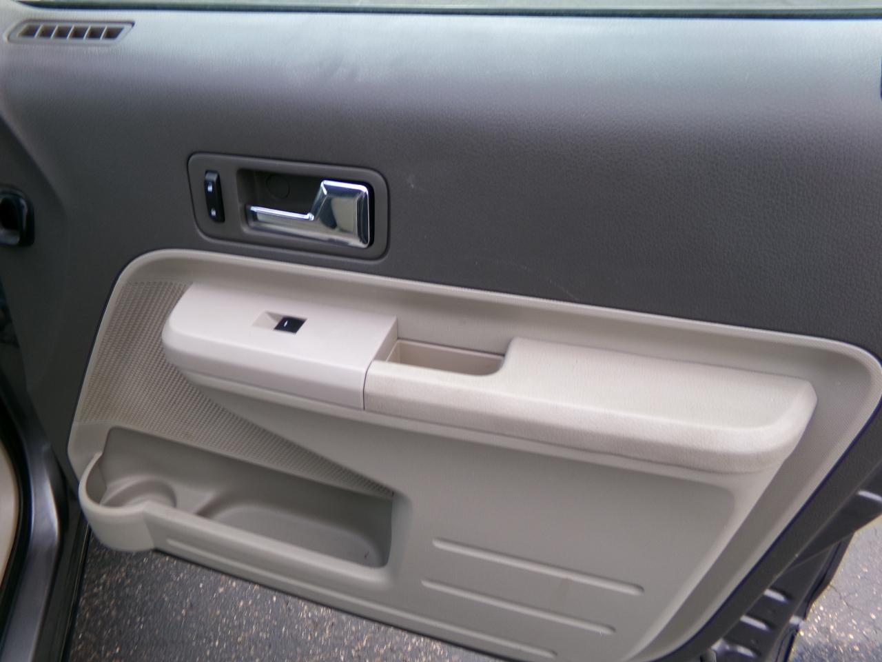 Ford Edge 4dr SEL AWD 2010