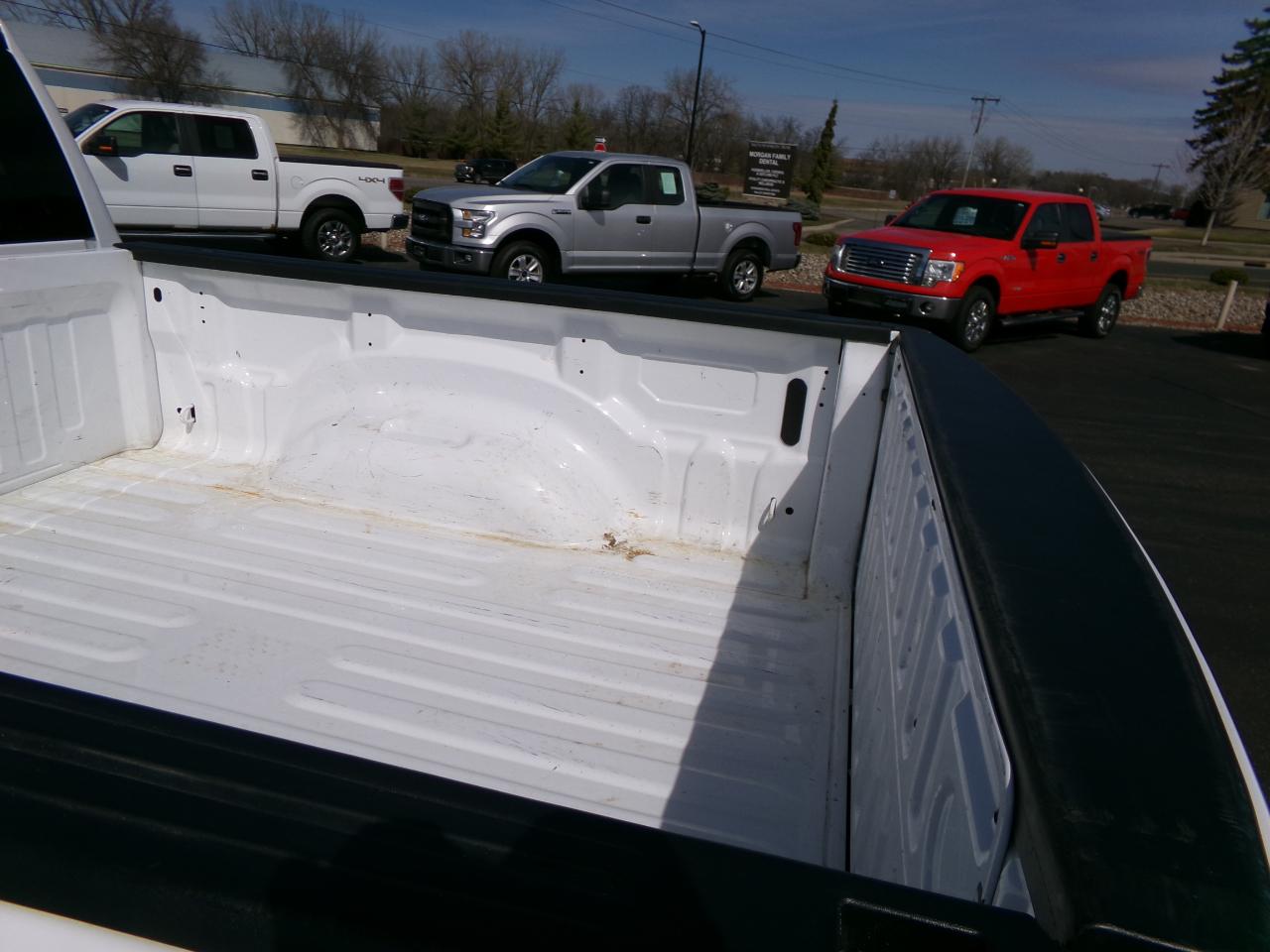 RAM 1500 Tradesman 4x4 Crew Cab 6'4" Box 2023