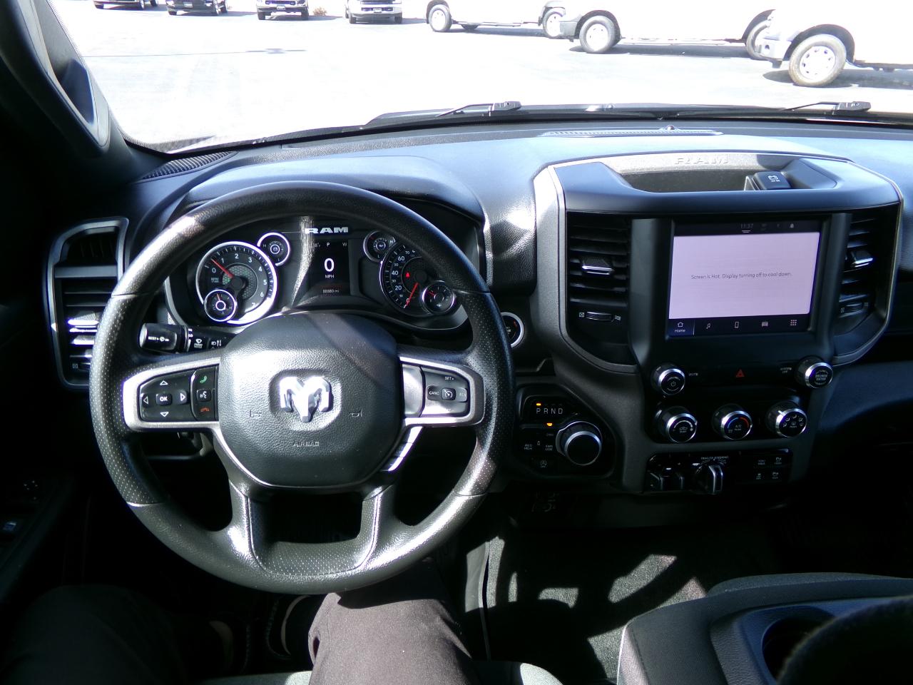 RAM 1500 Tradesman 4x4 Crew Cab 6'4" Box 2023