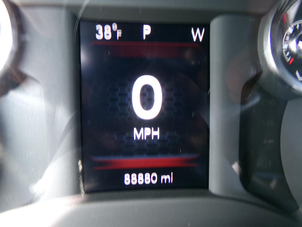 RAM 1500 Tradesman 4x4 Crew Cab 6'4" Box 2023