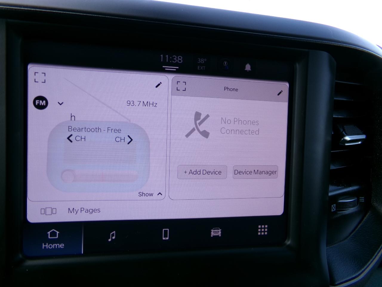 RAM 1500 Tradesman 4x4 Crew Cab 6'4" Box 2023