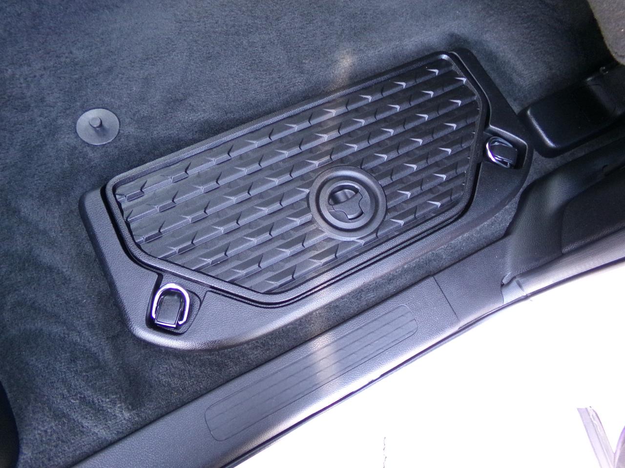 RAM 1500 Tradesman 4x4 Crew Cab 6'4" Box 2023