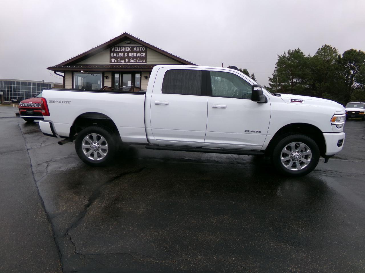 RAM 3500 Lone Star 4x4 Crew Cab 6'4" Box 2024