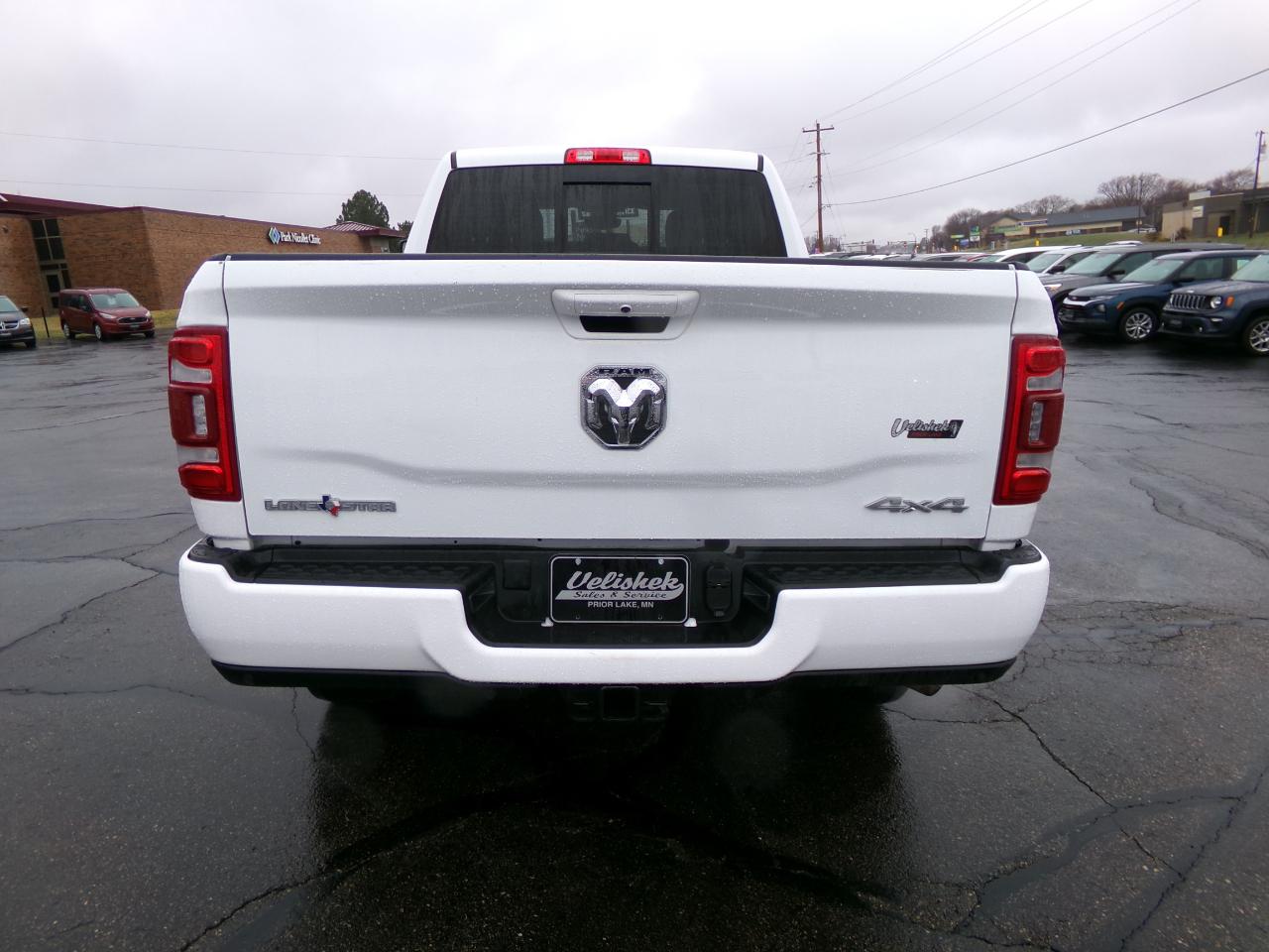 RAM 3500 Lone Star 4x4 Crew Cab 6'4" Box 2024