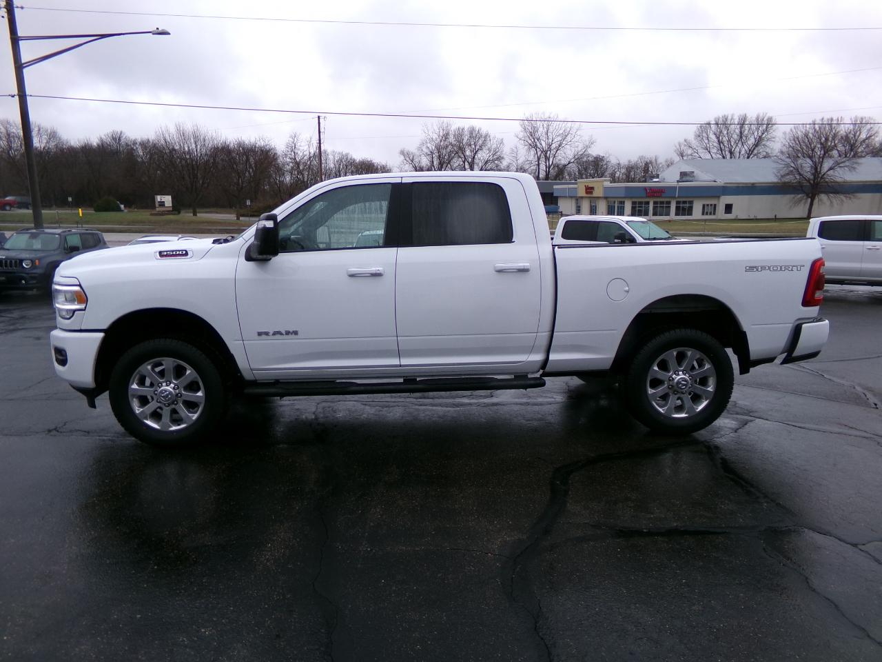 RAM 3500 Lone Star 4x4 Crew Cab 6'4" Box 2024