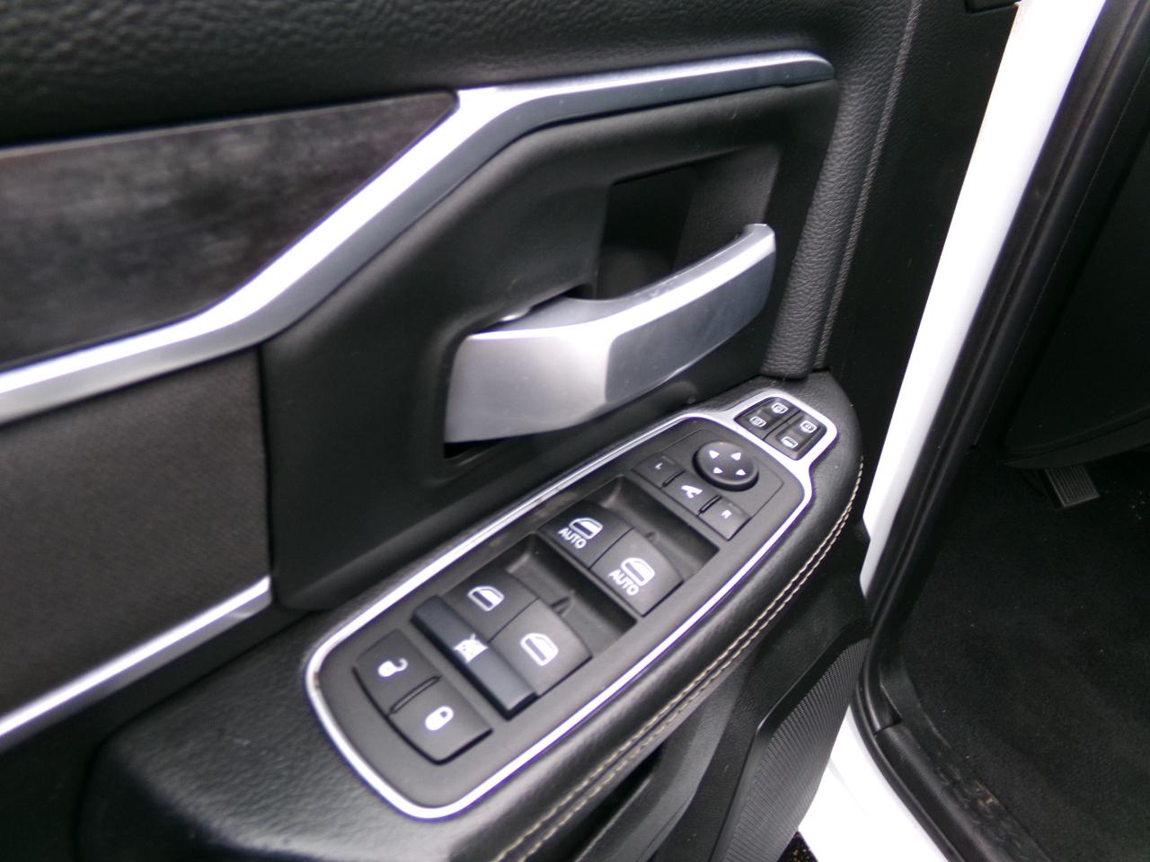 RAM 3500 Lone Star 4x4 Crew Cab 6'4" Box 2024