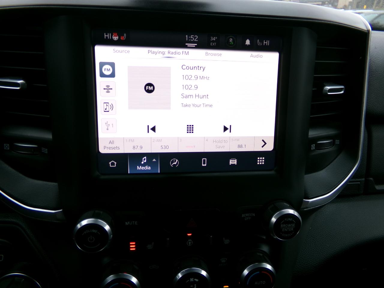 RAM 3500 Lone Star 4x4 Crew Cab 6'4" Box 2024