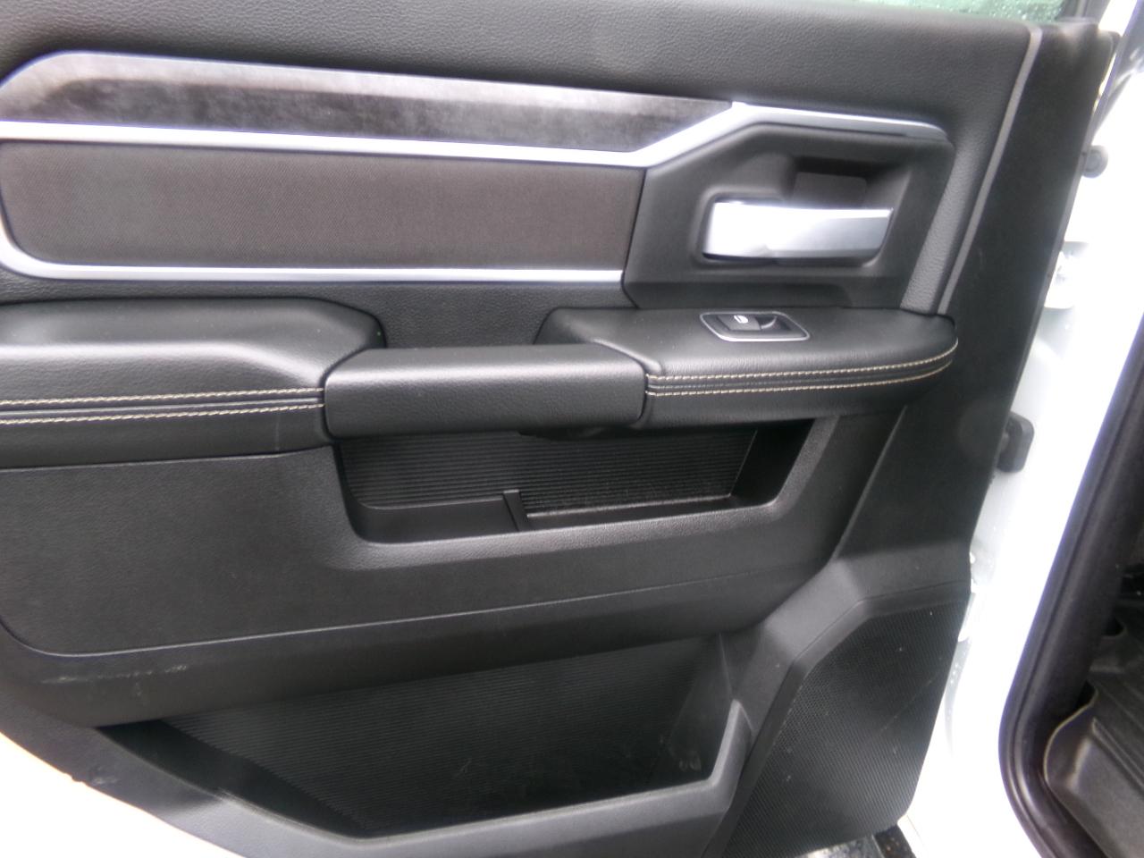 RAM 3500 Lone Star 4x4 Crew Cab 6'4" Box 2024